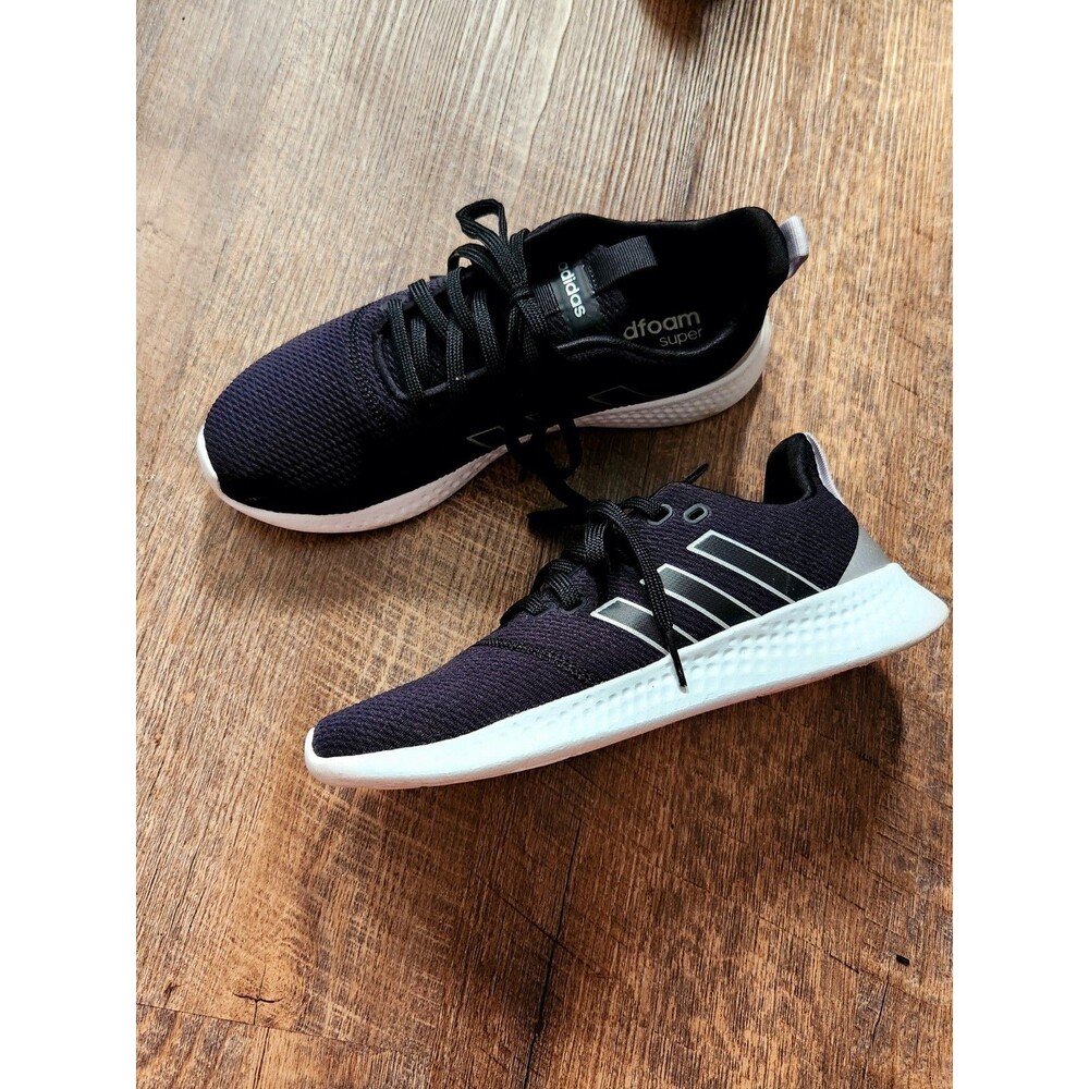 Womens 8 Adidas Cloudfoam Sneakers